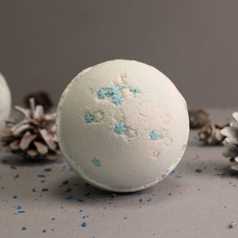 Snowflake Bath Bomb - Blueberries