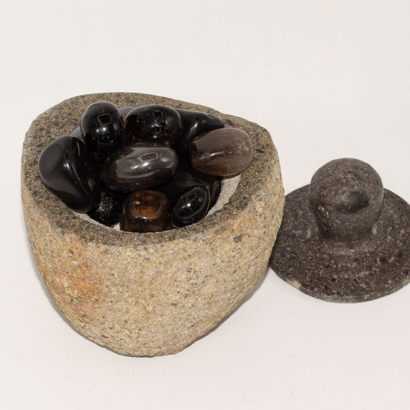 Natural Riverstone Grounding Pot -Medium (aprox 12x8cm)