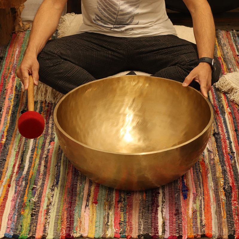 Plain - Huge Vibrational Feet Standing Bowl - 50x20cm - 10.7kg