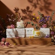 Agnes + Cat Botanical Soy Wax Candle - Rydal Oudh