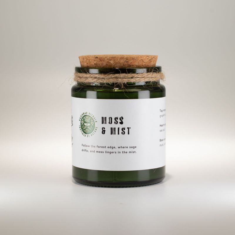 Greenman Woodwick Soy Candle - Moss & Mist