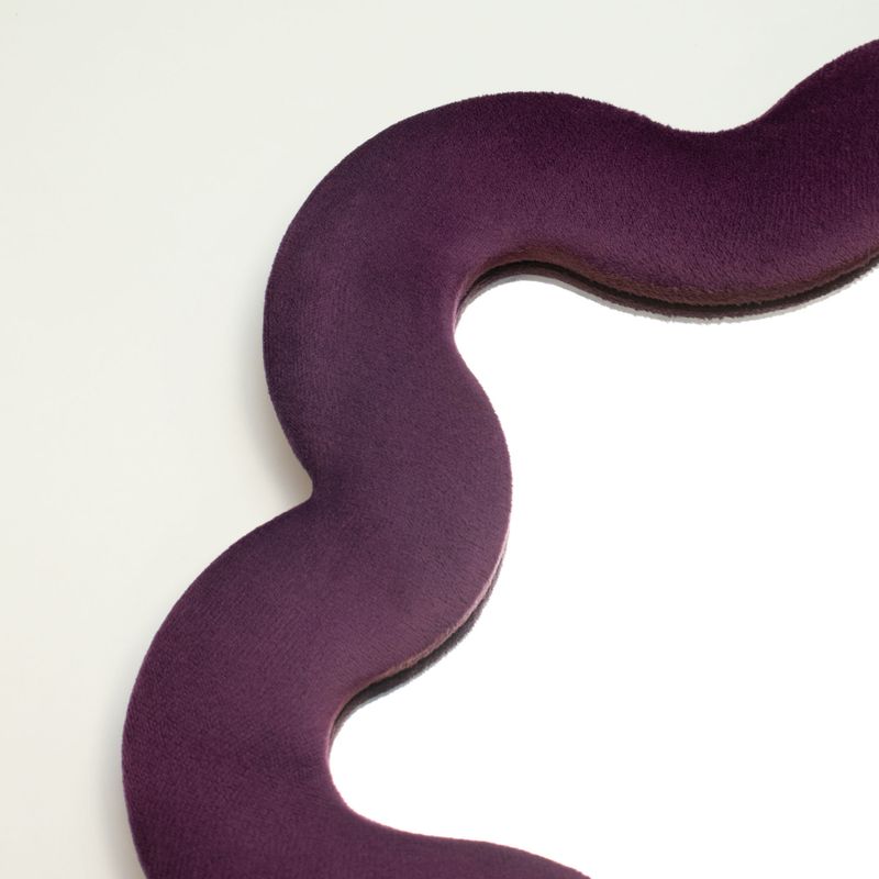 Soft Squiggly Mirror – Star – Mauve (33 x 31 x 2.3cm)