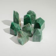 Gemstone Points approx 6cm (0.5KG) - Indian Jade (approx 8 pieces)