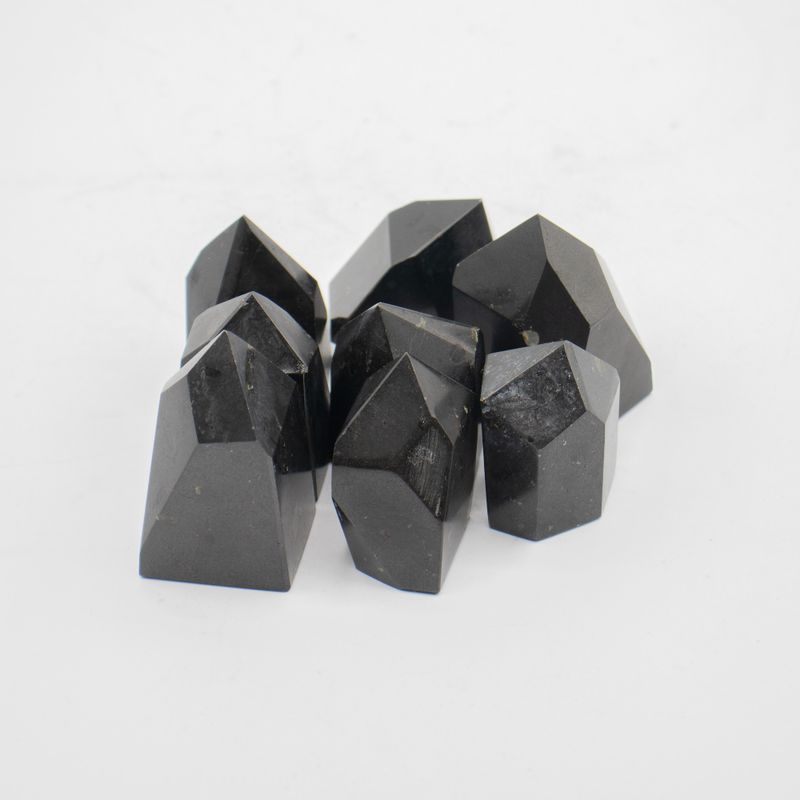 Gemstone Points approx 6cm (0.5KG) - Indian Tourmaline (approx 8 pieces)