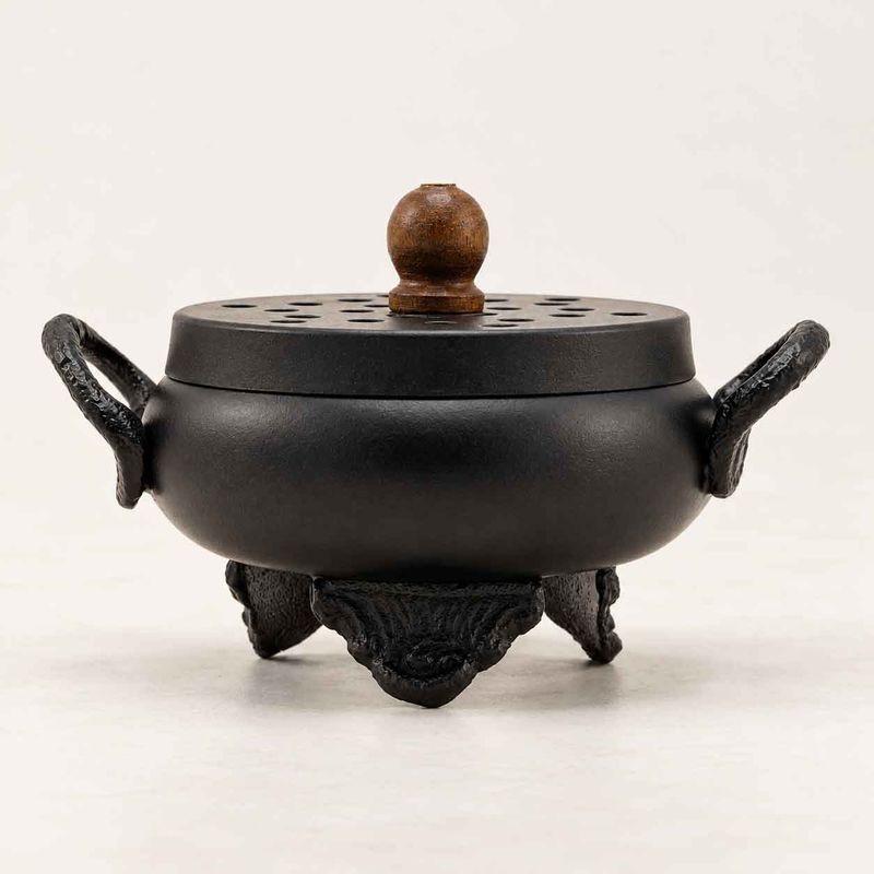 Classic Iron Cauldron Burner