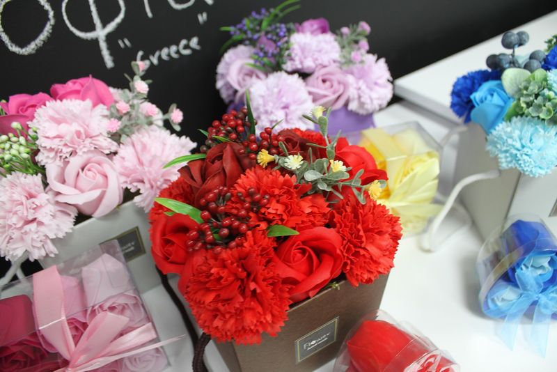 Soap Flower Bouqet - Pink Rose & Carnation