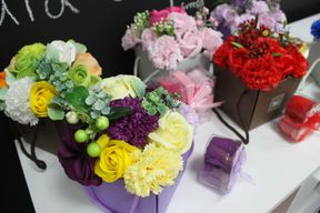 Soap Flower Bouqet - Pink Rose & Carnation