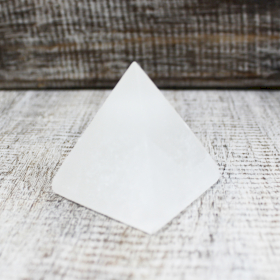 Selenite Pyramid - 5 cm