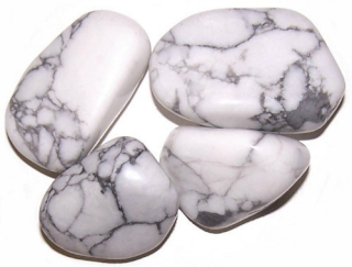 24x L Tumble Stone - Howlite, White