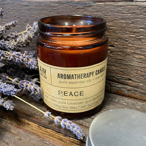 Aromaterapeutická sójová sviečka 200g - Levanduľa a Pelargónie